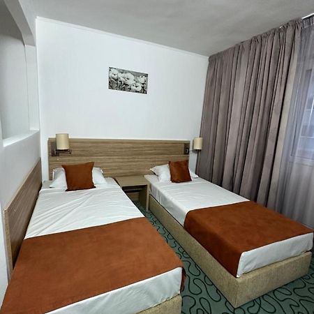 Garsoniere Aby Apartment Turnu Magurele Ngoại thất bức ảnh